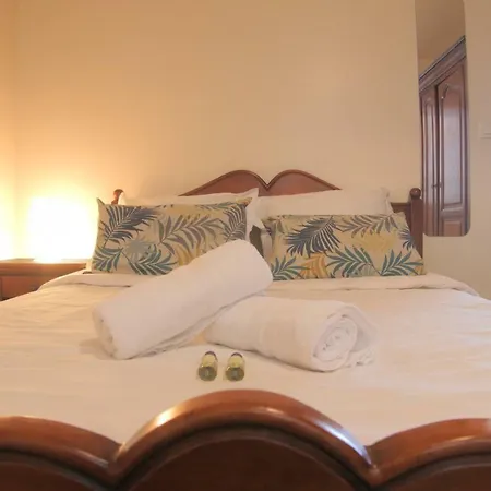 St Charles City Center T3 Apartment *