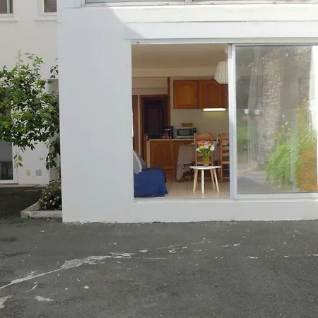 Apartment St Charles City Center T3